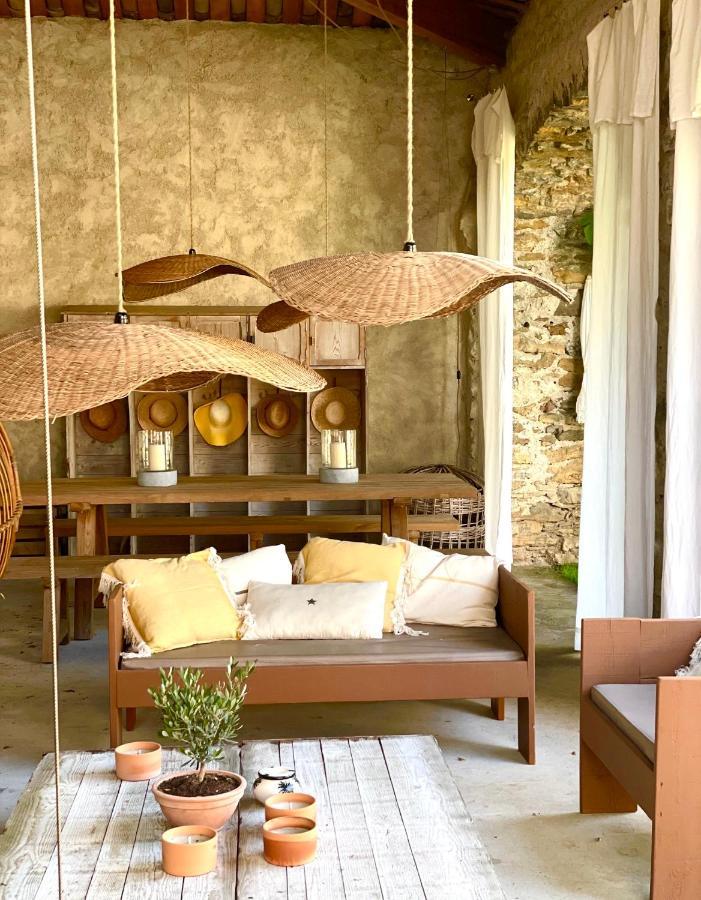 Madame Les Vans - Chambre D'Hotes - Charme Et Design Bed & Breakfast Bagian luar foto