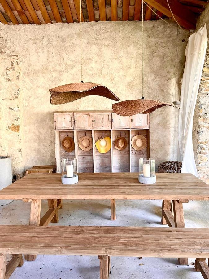 Madame Les Vans - Chambre D'Hotes - Charme Et Design Bed & Breakfast Bagian luar foto