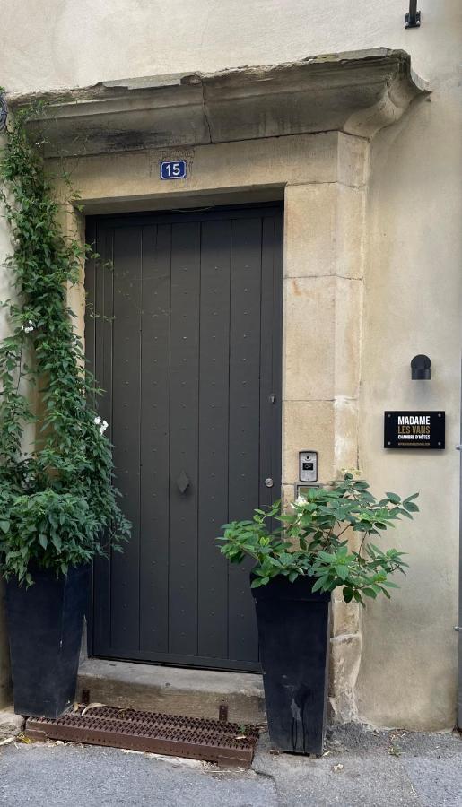 Madame Les Vans - Chambre D'Hotes - Charme Et Design Bed & Breakfast Bagian luar foto